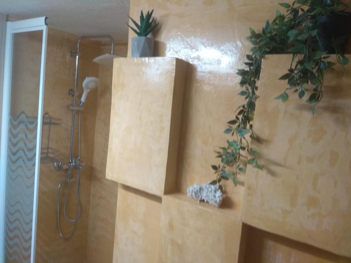 Kiki Apartment カヴァラ エクステリア 写真